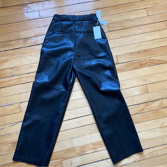 Aritzia Effortless Pants - Black Vegan Leather - Size 6 NWT - Picture 8 of 8